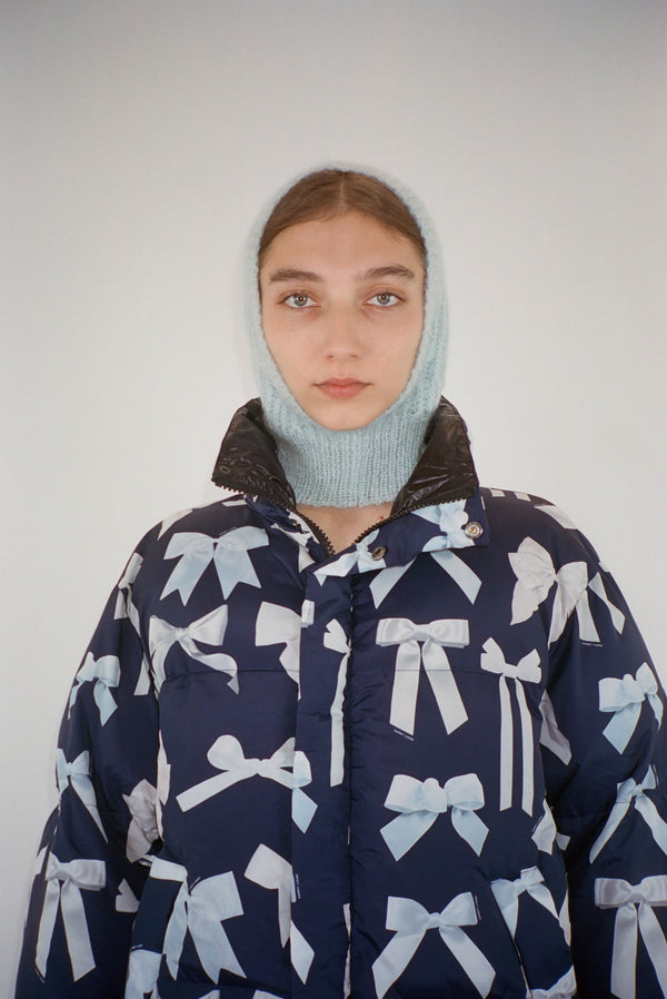 Knit balaclava in ice blue