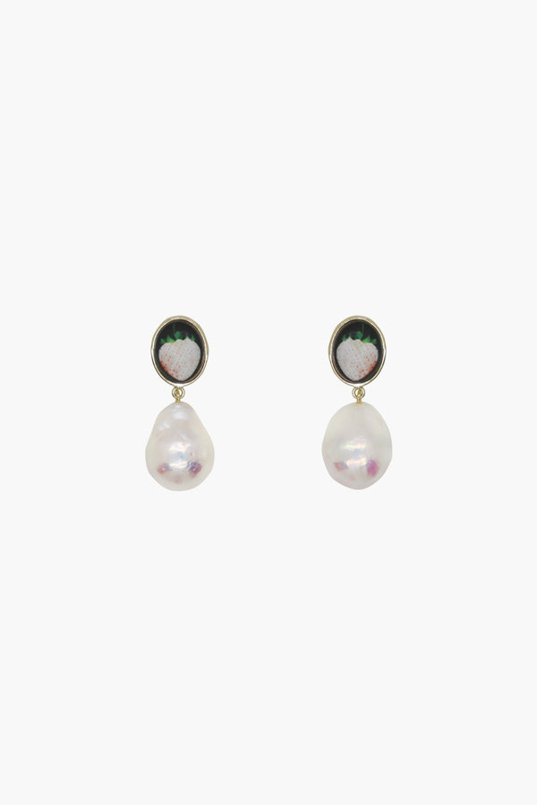 Strawberry earrings with pearl drop