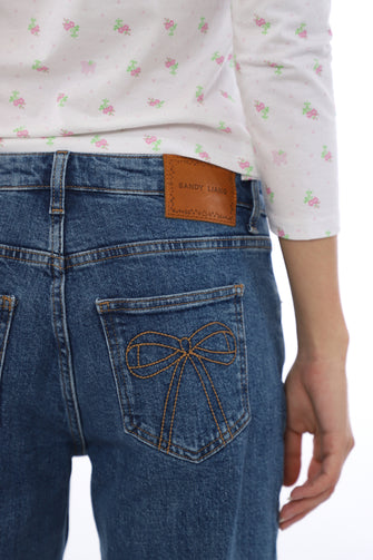 MONI JEANS