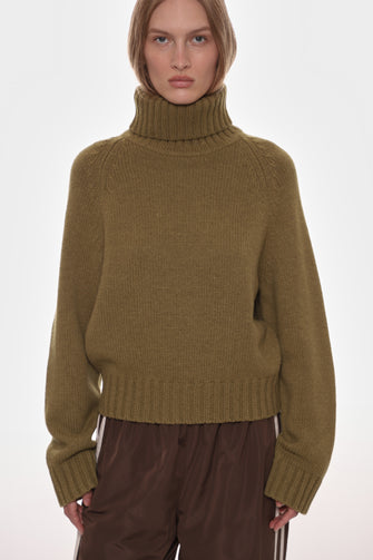 BUBBLES SWEATER IN OLIVE