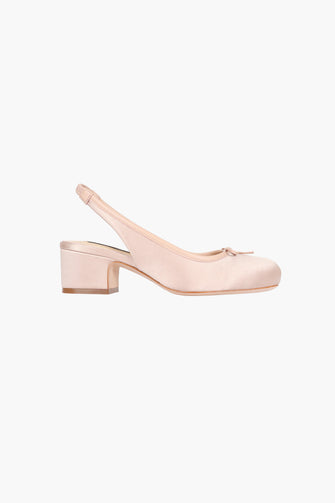 Slingback satin heels in ballet pink