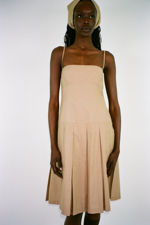 ROO DRESS IN TAUPE