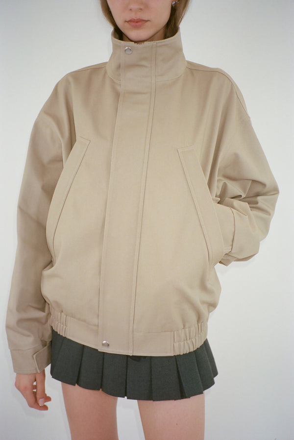 Oversized jacket in taupe with pockets at chest