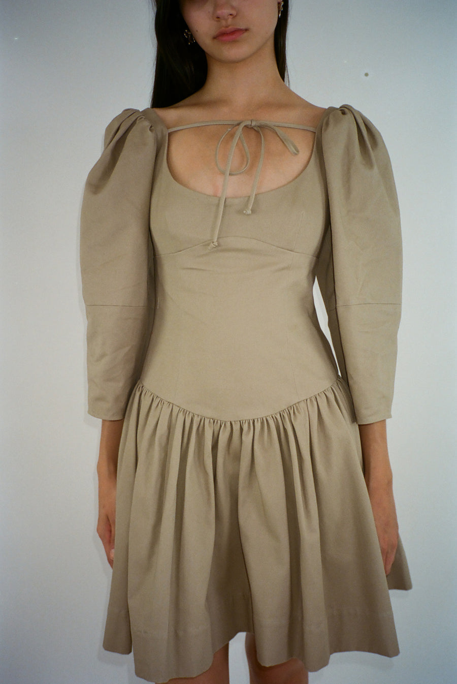 PEAR DRESS IN GRAIN