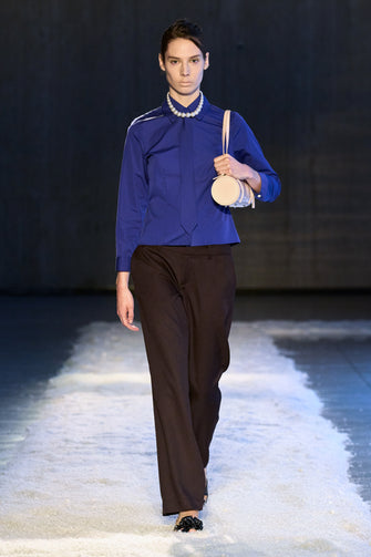 Look 10
