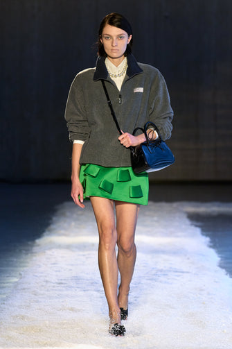 Look 11