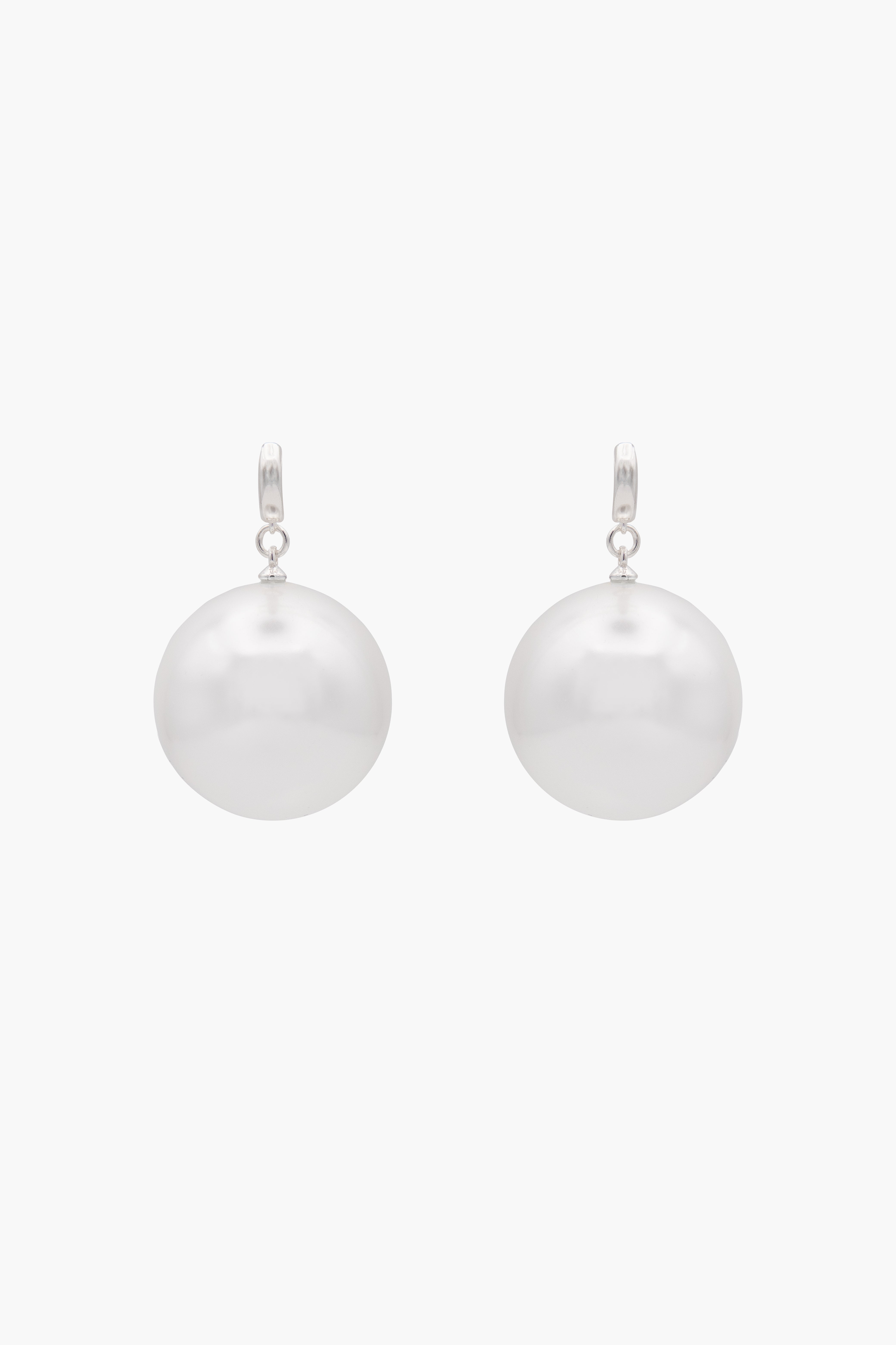 BUBBLEGUM PEARL EARRINGS
