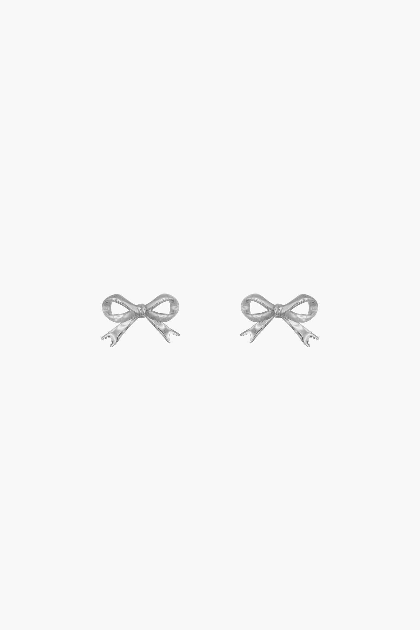 STERLING SILVER CINTA STUDS
