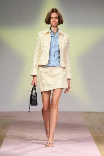 Look 8