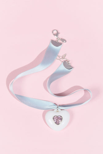 GUMMY HEART CHOKER