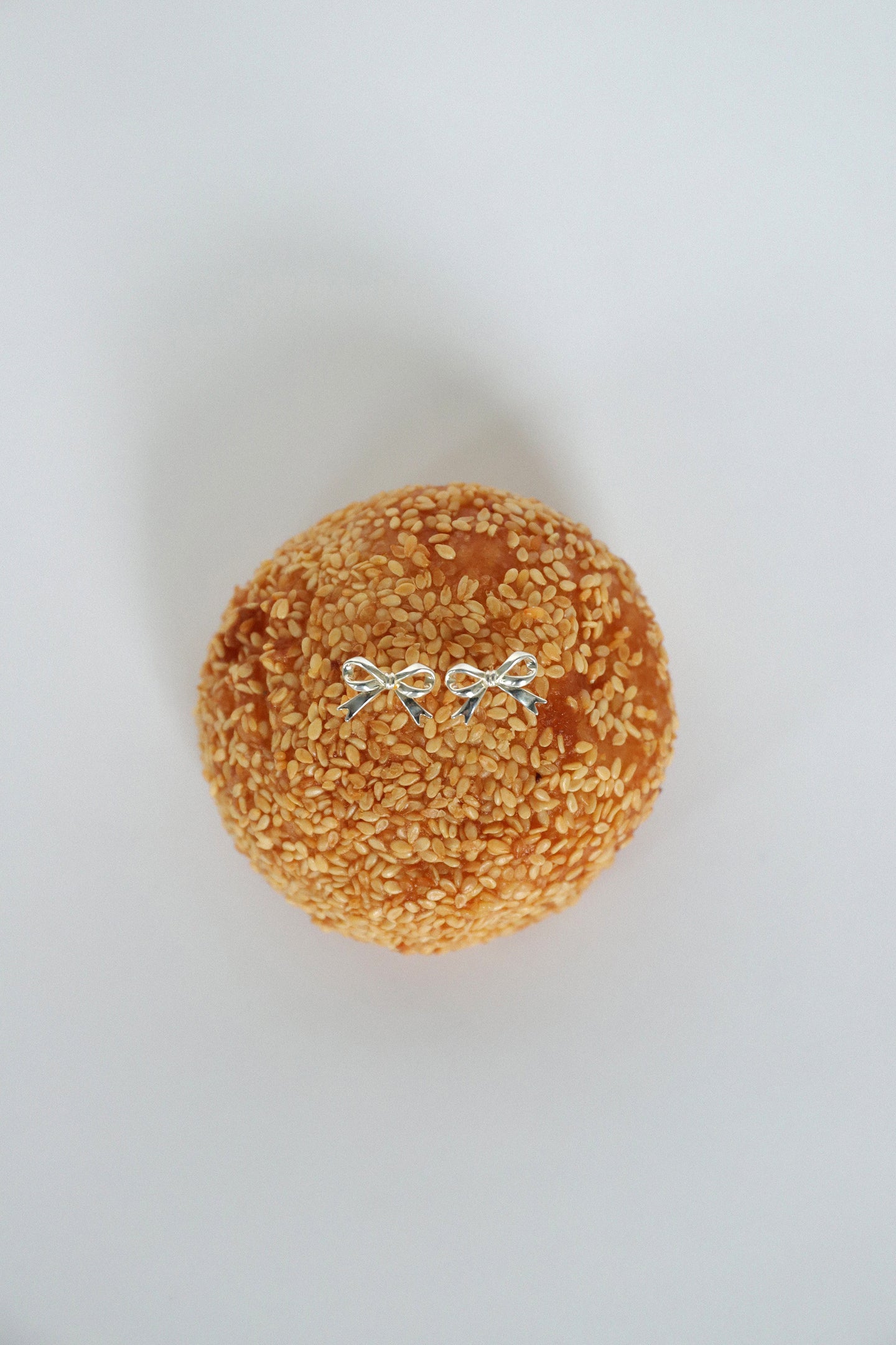STERLING SILVER CINTA STUDS