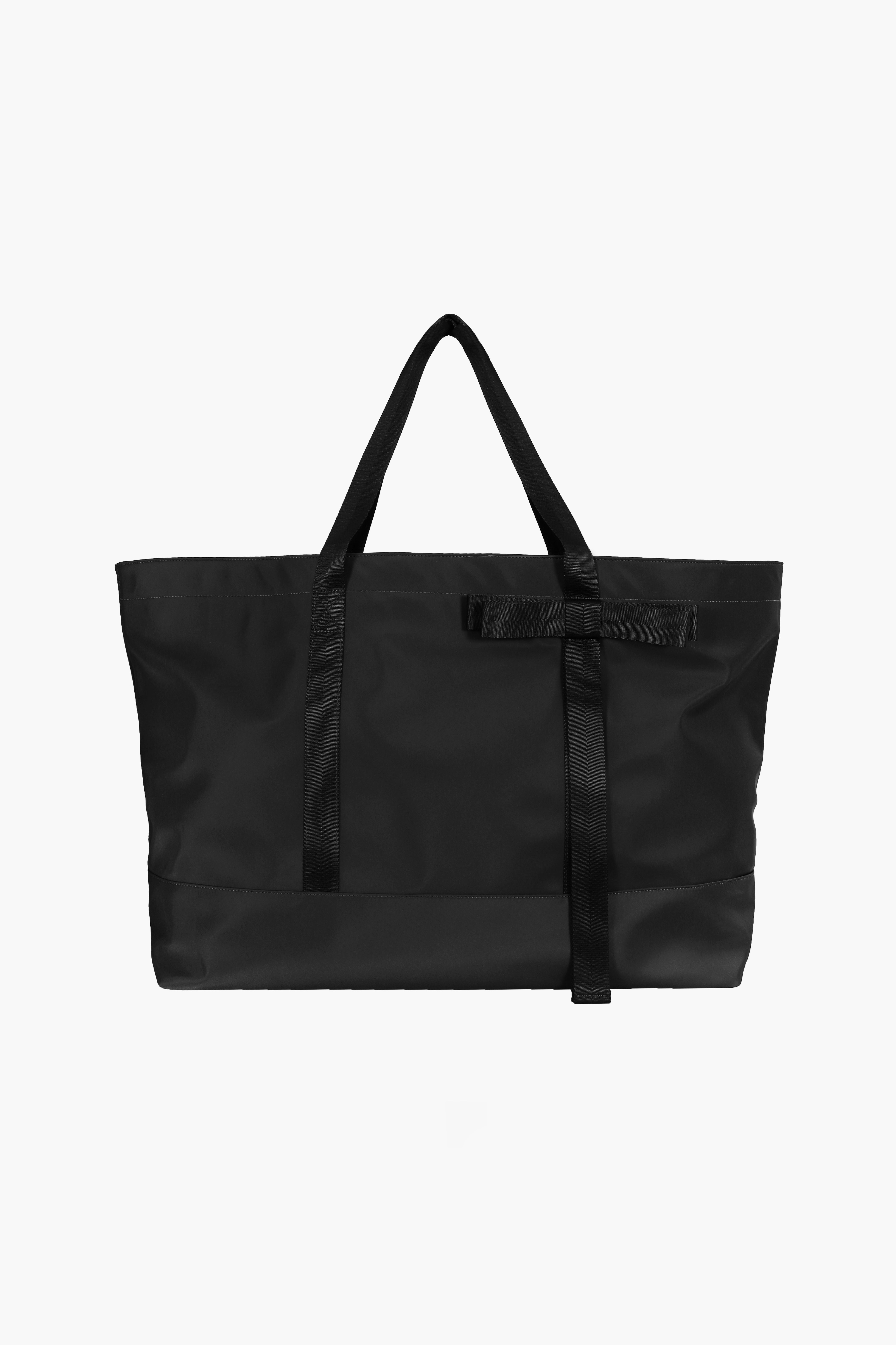 JUMBO TOTE IN BLACK