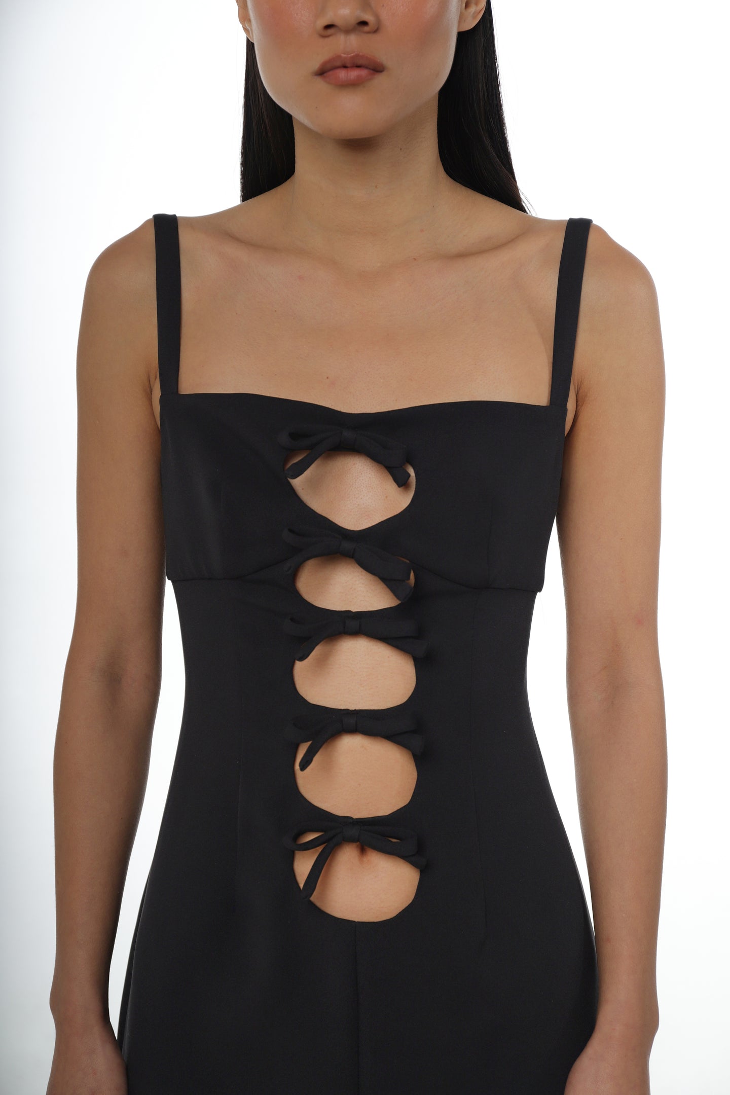 価格は安く DRESS LEONIE IN LIANG SANDY – BLACK ワンピース