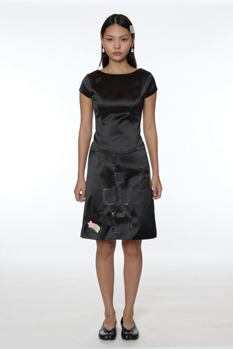 KEEPS SKIRT IN BLACK SATIN