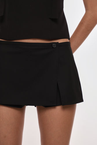GOTO SKORT IN BLACK