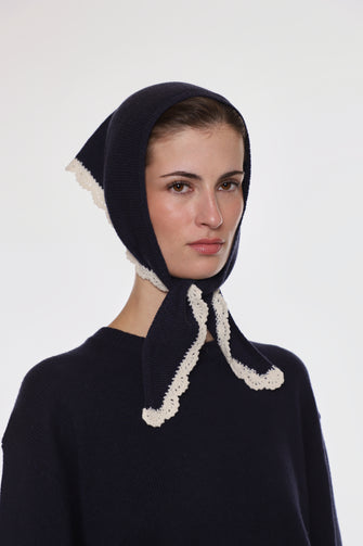 PECK BONNET IN NAVY
