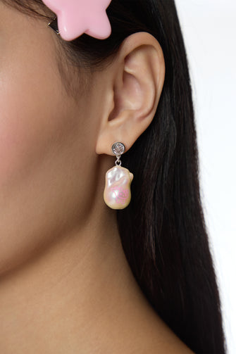 BUNNY PEARL EARRINGS