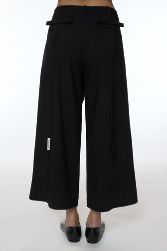 MAKI PANT IN BLACK