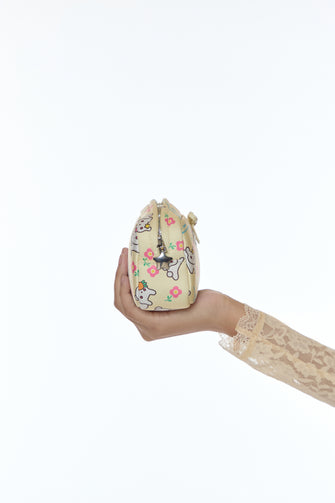 SMOL POUCH IN BUNNY GIFT WRAP