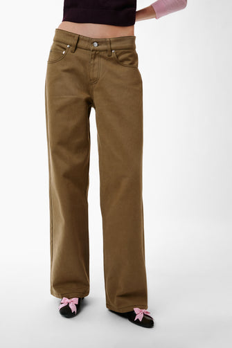 TARO JEANS IN BROWN