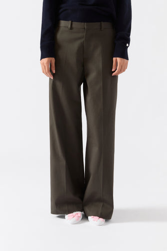 GLASS PANT IN OLIVE