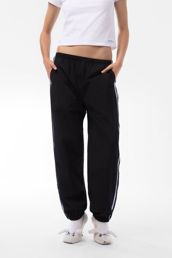 PAPRIKA PANT IN BLACK