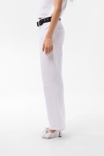 TARO JEANS IN WHITE