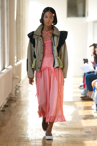 Look 16
