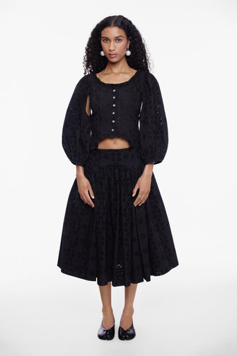 PALISADE TOP IN BLACK EYELET
