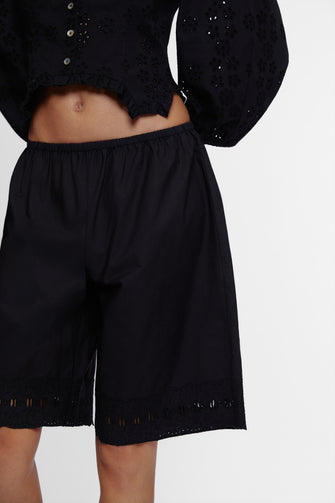 PEPITA SHORTS IN BLACK