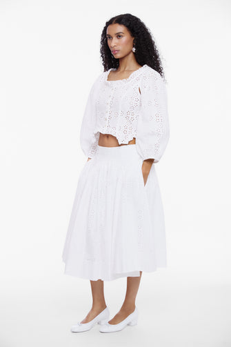 PALISADE TOP IN WHITE EYELET