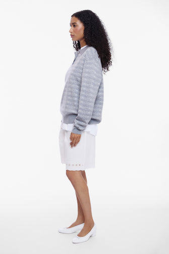 WOODS SWEATER IN GREY WASHI BUNNY