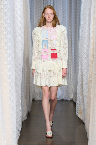 Look 10