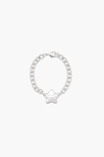 STAR CHARM BRACELET IN MATTE SILVER
