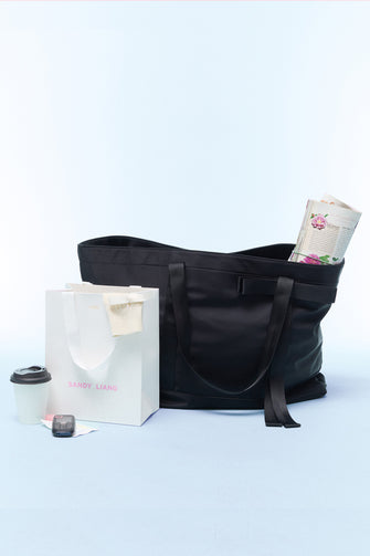 JUMBO TOTE IN BLACK